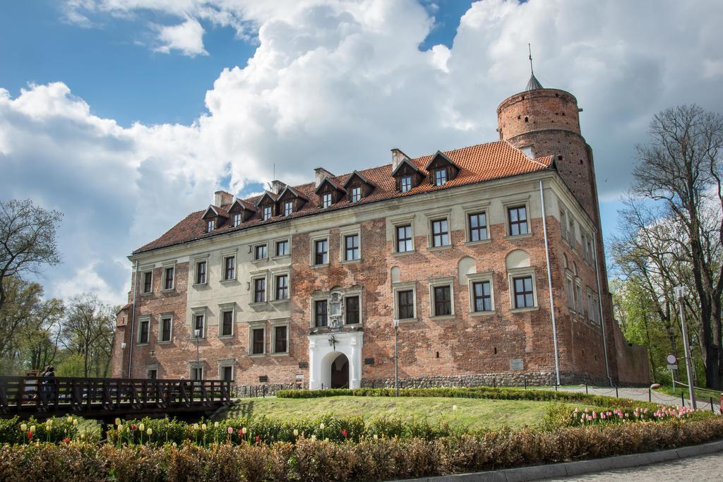 Uniejów Apartments Uniejow Exterior foto